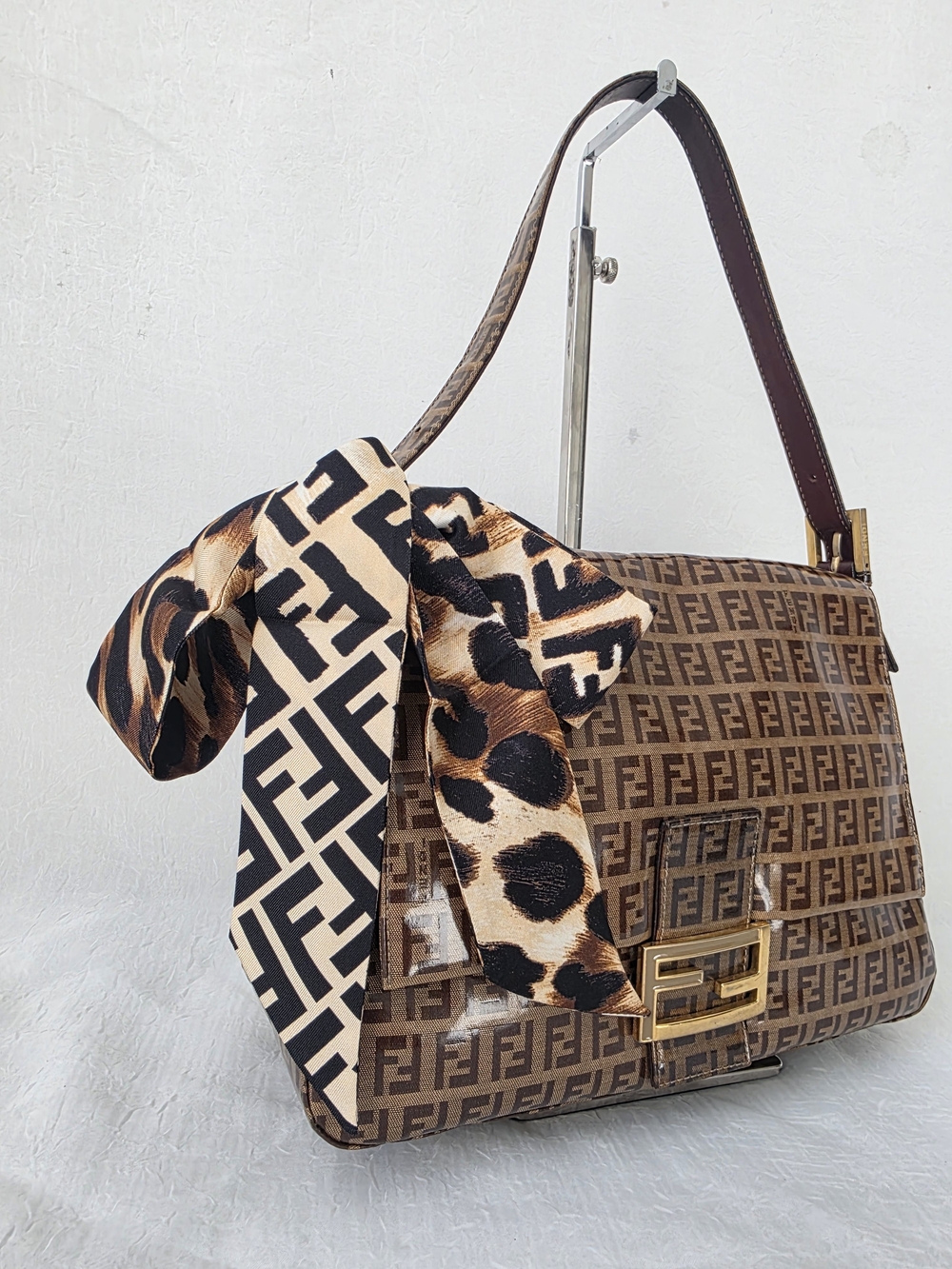 Auth Fendi Zucca Leopard & FF Wrappy Silk Twilly Scarf